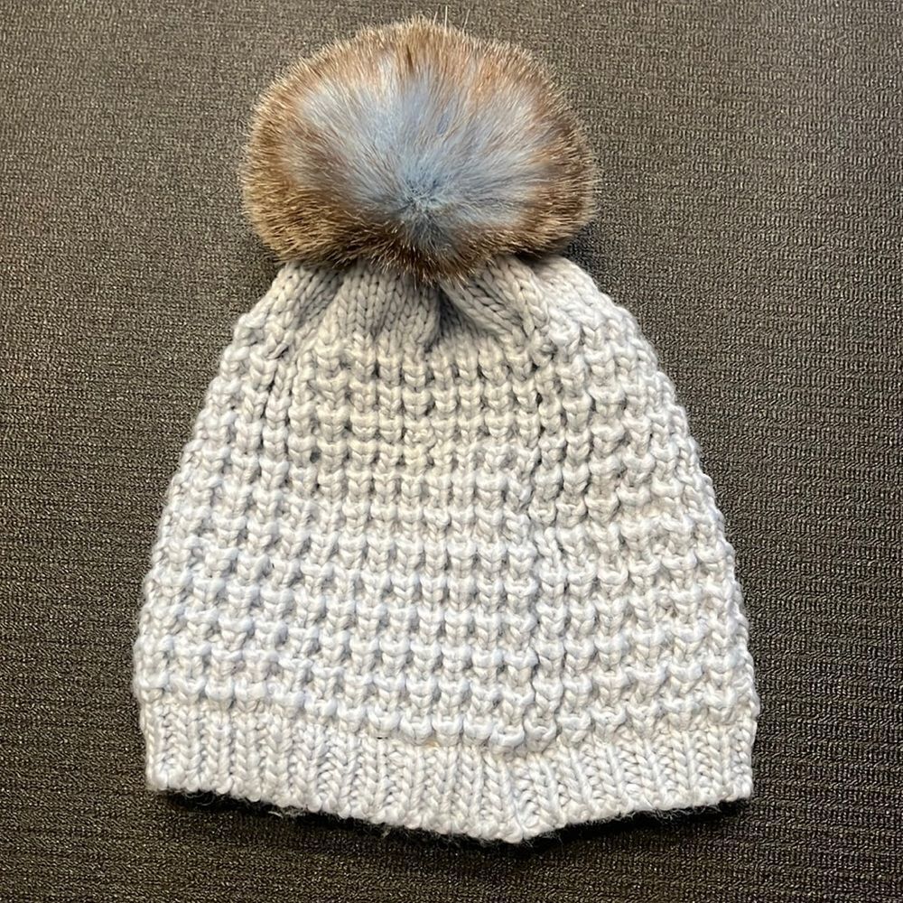 Kyi kyi faux fur beanie